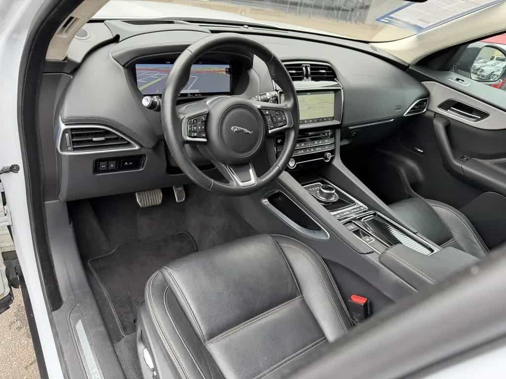 Jaguar F-Pace AWD P250 ACC/HUD/Leder/Kamera/FAP/20' 04/2019-photo-43