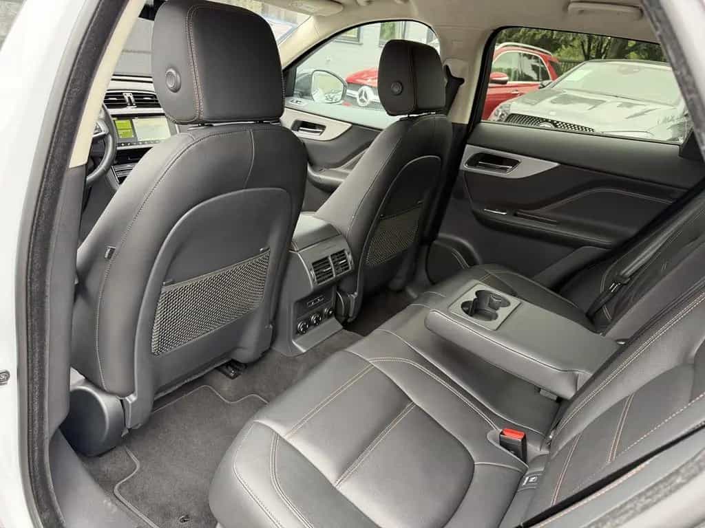 Jaguar F-Pace AWD P250 ACC/HUD/Leder/Kamera/FAP/20' 04/2019-photo-45