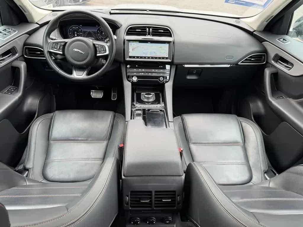 Jaguar F-Pace AWD P250 ACC/HUD/Leder/Kamera/FAP/20' 04/2019-photo-7