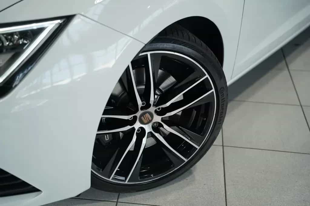 Seat Leon Cupra 2.0 TSI 290 DSG *Kamera *Leder *SHZ 11/2019-photo-2