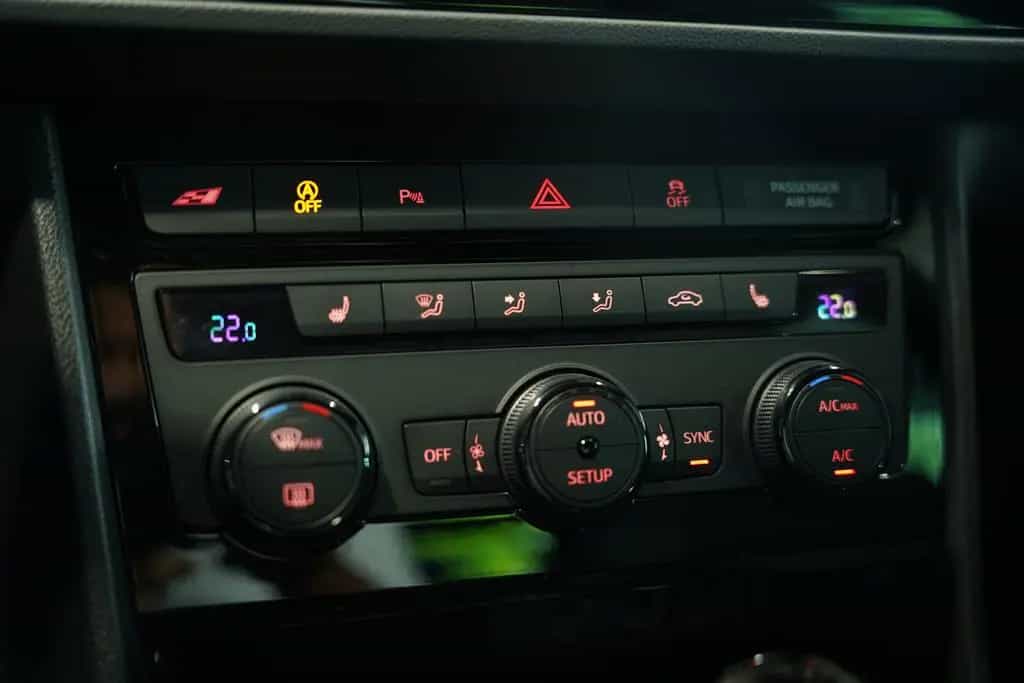 Seat Leon Cupra 2.0 TSI 290 DSG *Kamera *Leder *SHZ 11/2019-photo-24