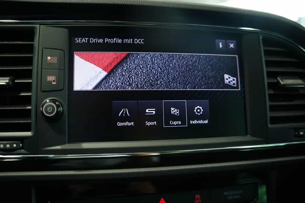 Seat Leon Cupra 2.0 TSI 290 DSG *Kamera *Leder *SHZ 11/2019-photo-33