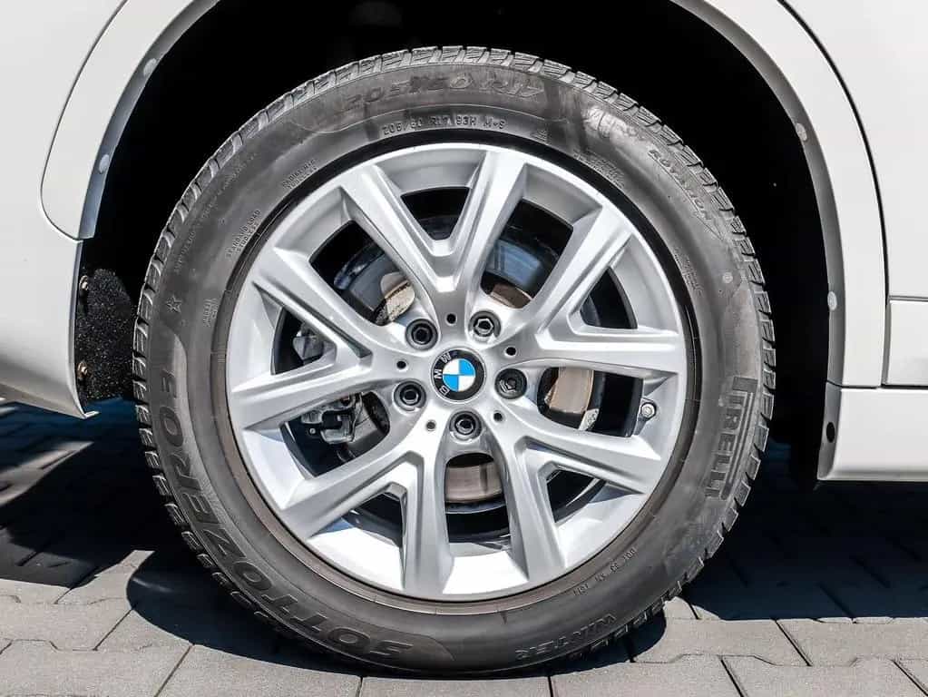 BMW X1 xDrive20d M Sport PANO ACC NAVI LED PDC V+H 03/2022-photo-3