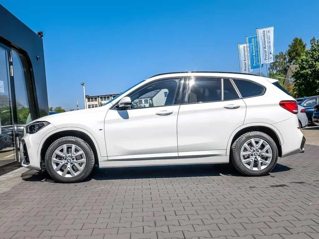 BMW X1 xDrive20d M Sport PANO ACC NAVI LED PDC V+H 03/2022-photo-8
