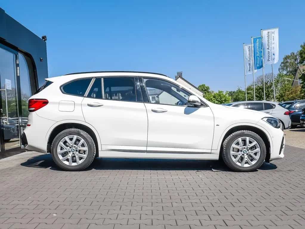 BMW X1 xDrive20d M Sport PANO ACC NAVI LED PDC V+H 03/2022-photo-9