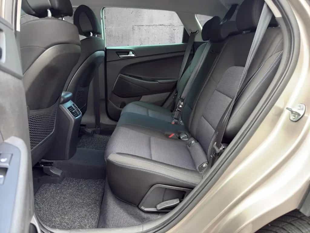 Hyundai TUCSON Premium 4WD*AHK*2-Zonen-Klima*Scheckheft 02/2018-photo-15