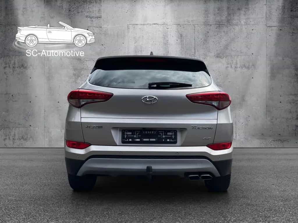 Hyundai TUCSON Premium 4WD*AHK*2-Zonen-Klima*Scheckheft 02/2018-photo-3