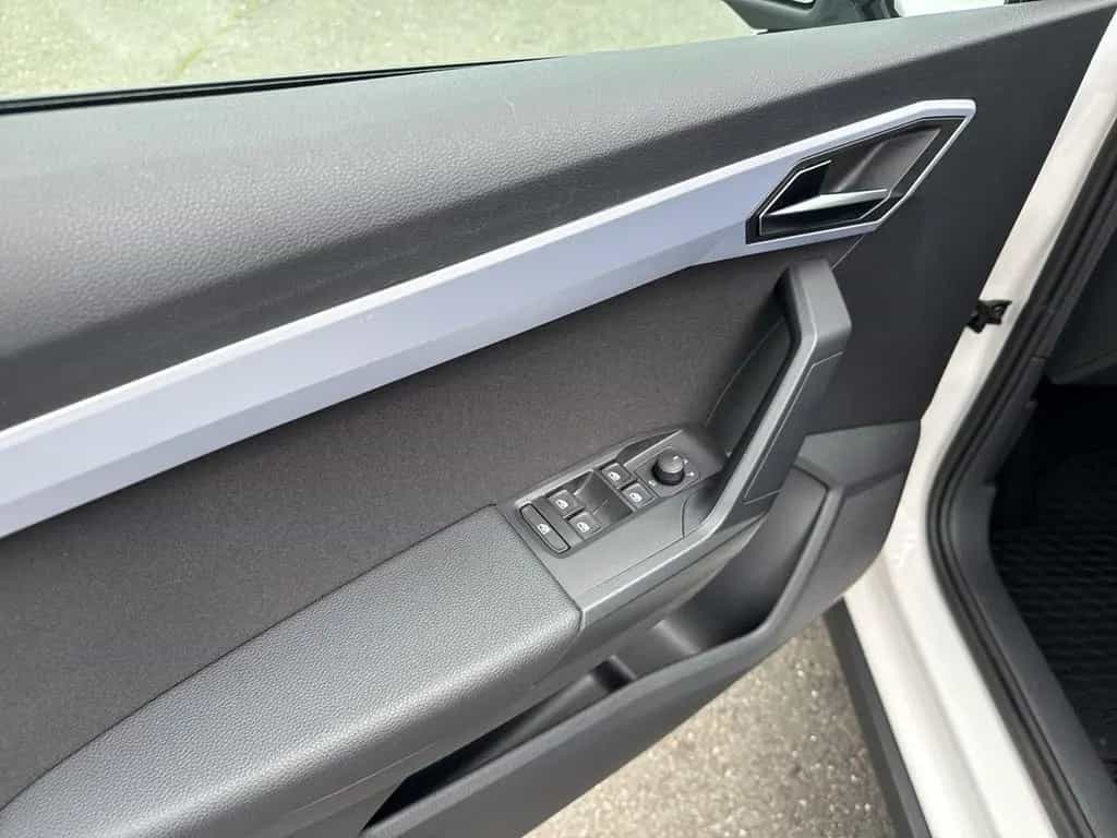 Seat Arona FR 1.5 TSI DSG LED+DAB+NAVIGATION+KLIMA 02/2023-photo-19