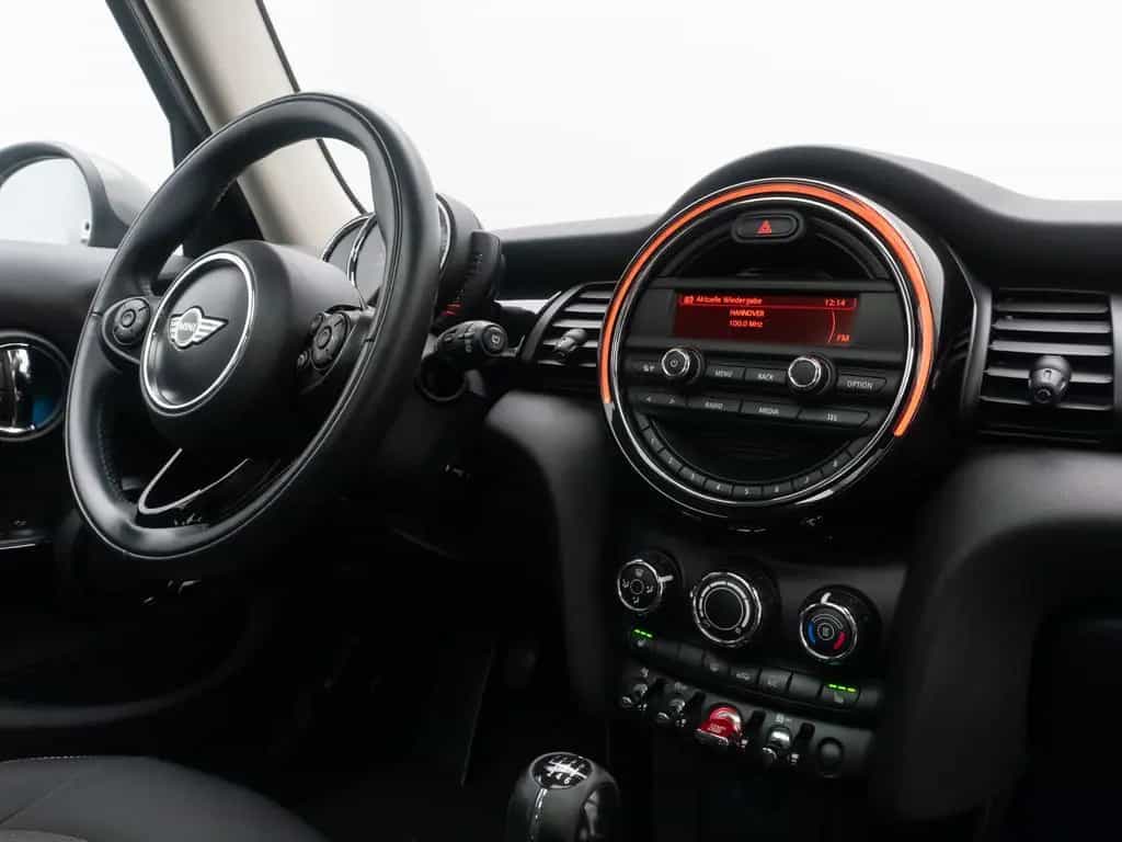 MINI Cooper Clubman Tempomat ParkAss Panorama LM 09/2016-photo-31