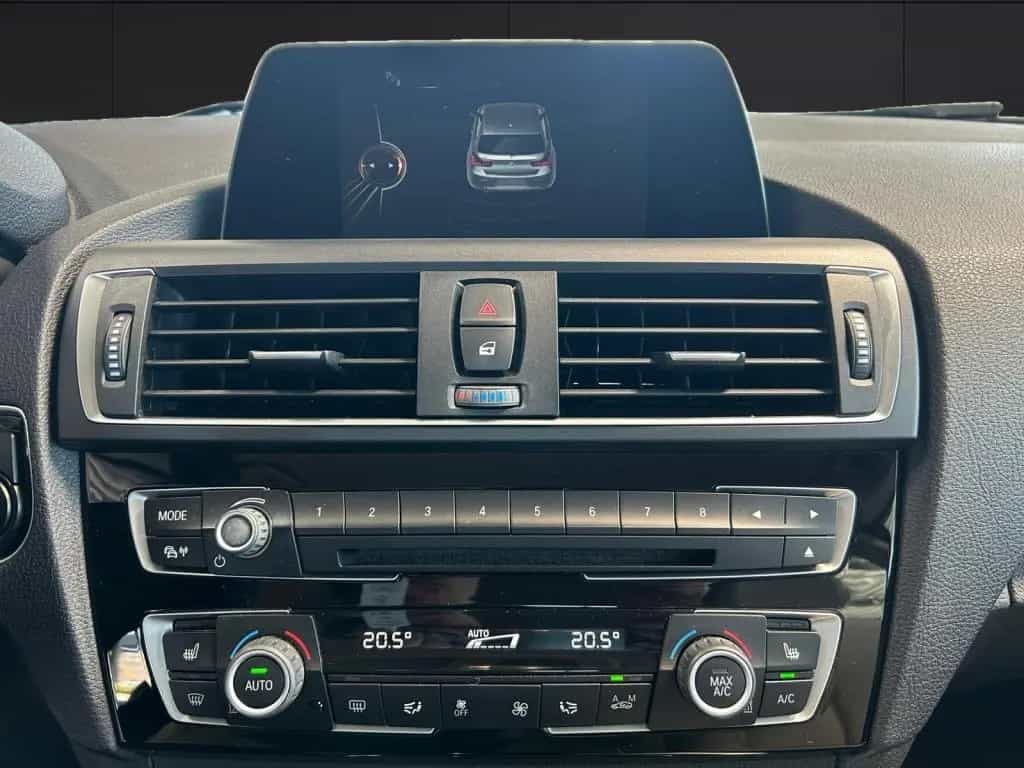 BMW 116 i Urban Line Urban/Navigation/Assistent-P./ 10/2015-photo-10