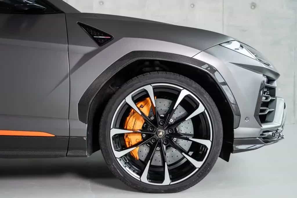 Lamborghini Urus V8 Panorama Full Carbon Akrapovic 01/2021-photo-10