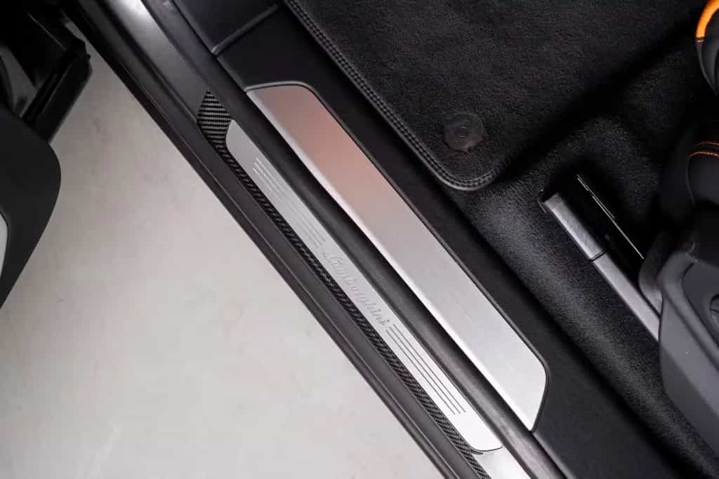 Lamborghini Urus V8 Panorama Full Carbon Akrapovic 01/2021-photo-15