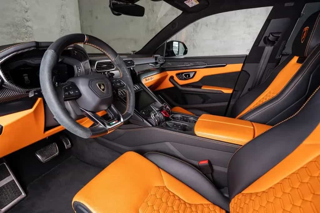 Lamborghini Urus V8 Panorama Full Carbon Akrapovic 01/2021-photo-18