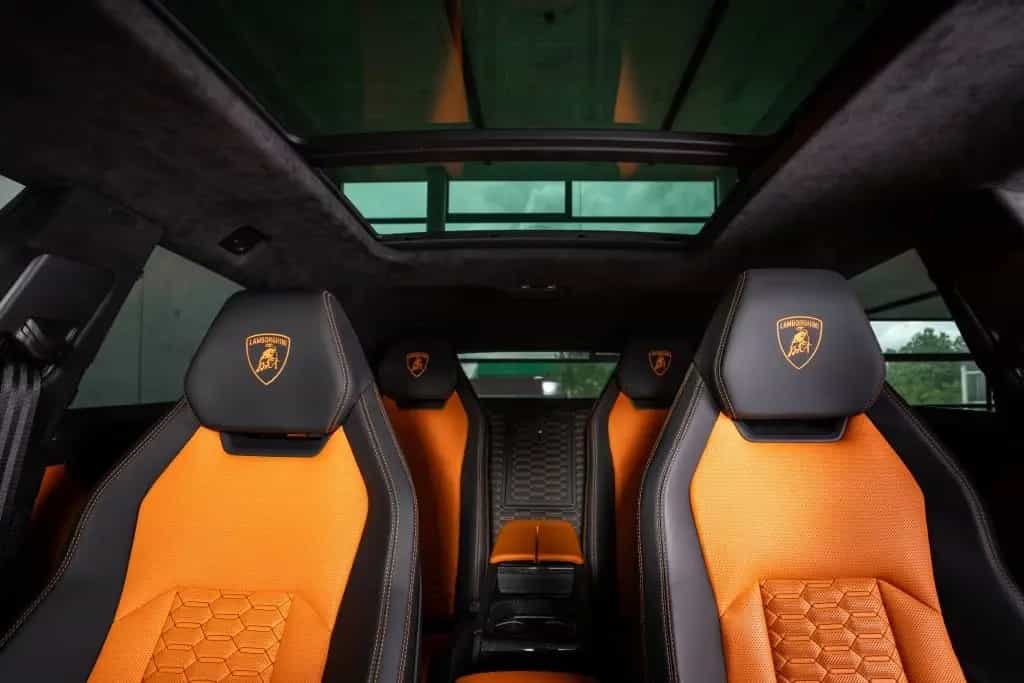 Lamborghini Urus V8 Panorama Full Carbon Akrapovic 01/2021-photo-23