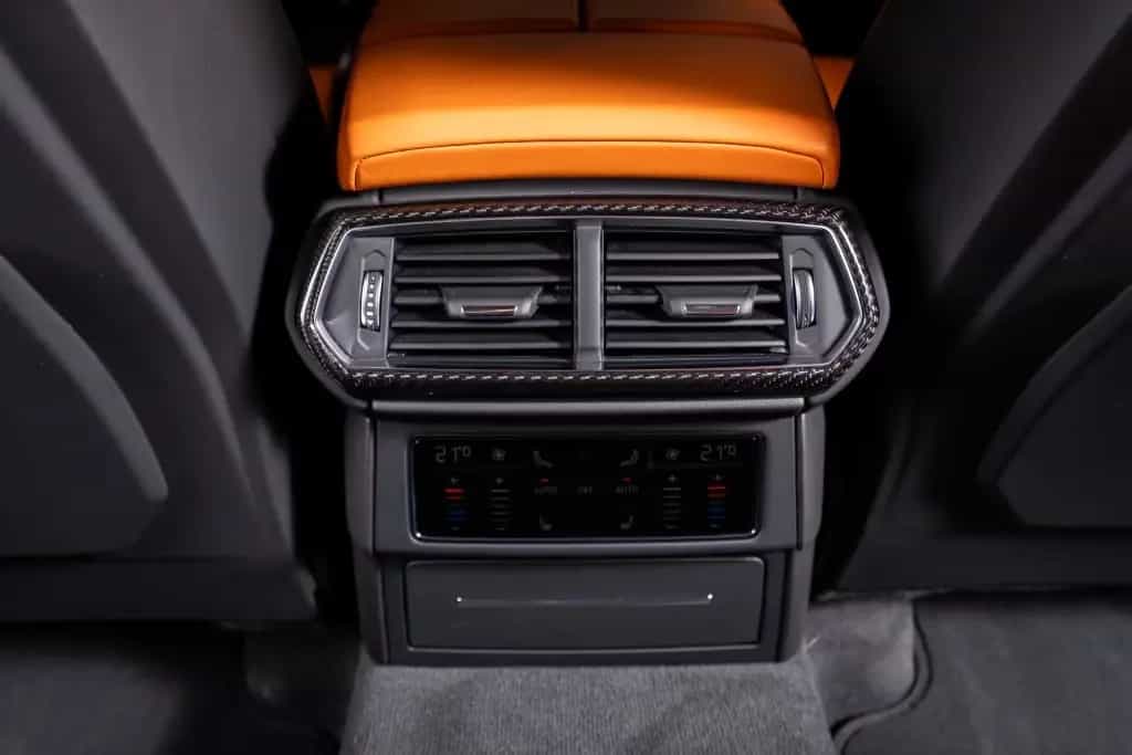 Lamborghini Urus V8 Panorama Full Carbon Akrapovic 01/2021-photo-26