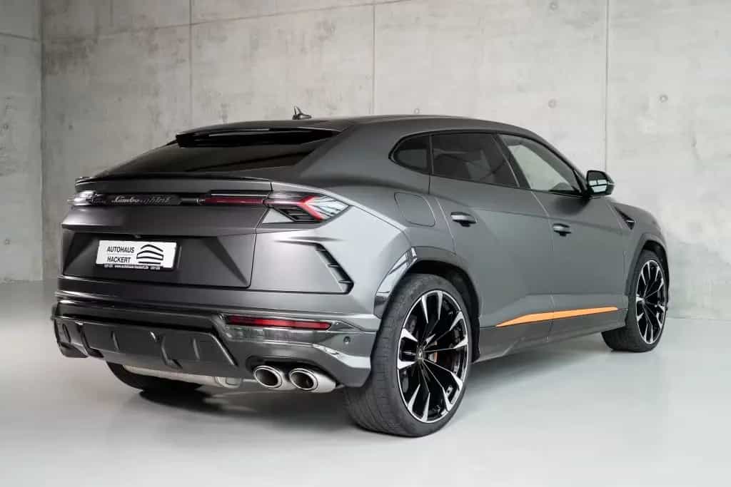 Lamborghini Urus V8 Panorama Full Carbon Akrapovic 01/2021-photo-8