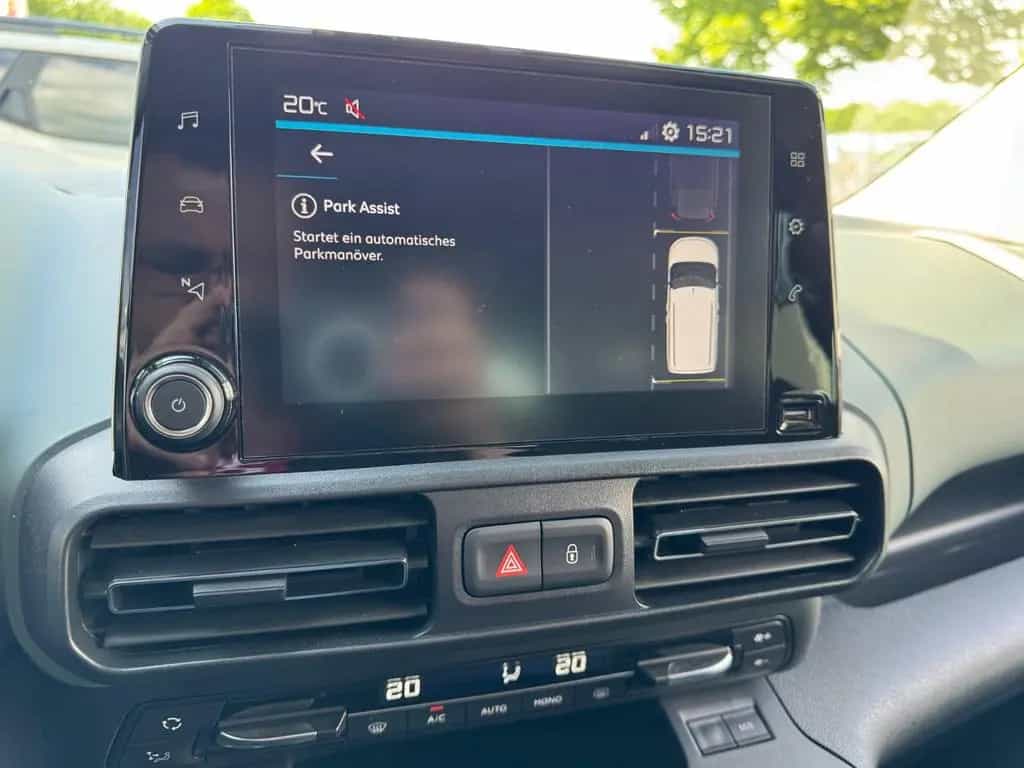 Citroën Berlingo Shine XL XTR AUTOMATIK 7 SITZER 03/2023-photo-13