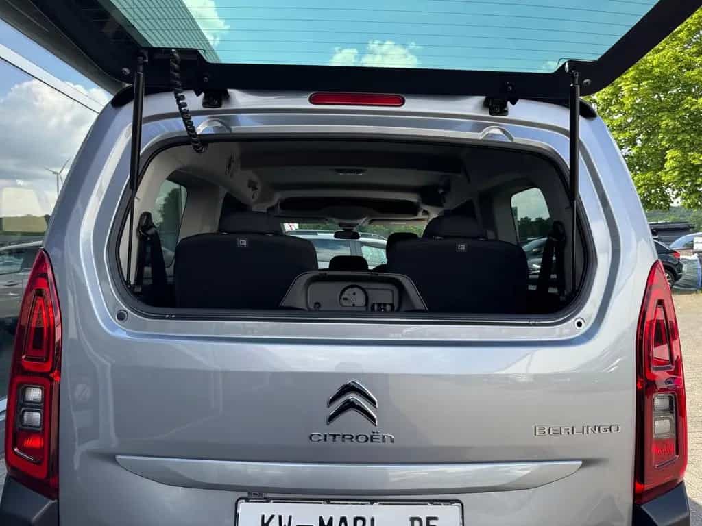 Citroën Berlingo Shine XL XTR AUTOMATIK 7 SITZER 03/2023-photo-24