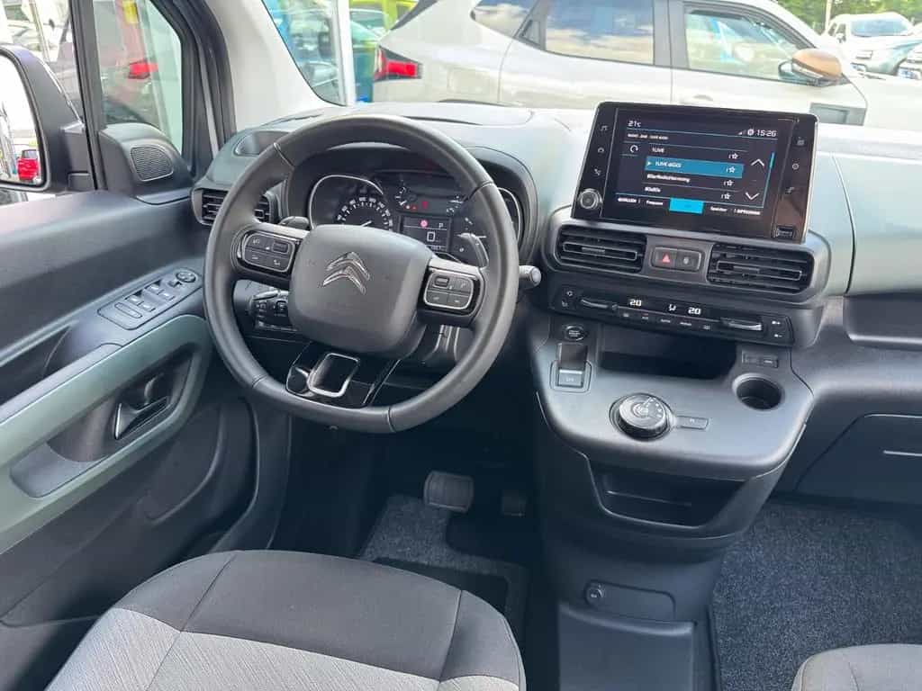 Citroën Berlingo Shine XL XTR AUTOMATIK 7 SITZER 03/2023-photo-8