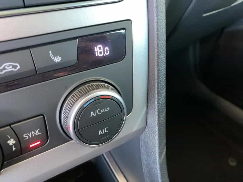 Seat Ateca Xperience DSG*LED*Navi*Allwetter*SHZ*Kamer 02/2025-photo-15