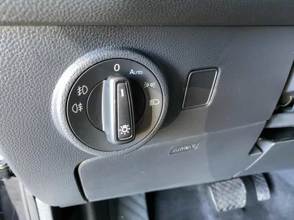 Seat Ateca Xperience DSG*LED*Navi*Allwetter*SHZ*Kamer 02/2025-photo-8