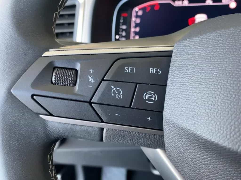 Seat Ateca Xperience DSG*LED*Navi*Allwetter*SHZ*Kamer 02/2025-photo-9