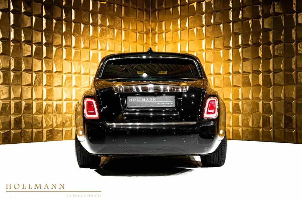 Rolls-Royce Phantom EWB +Shooting Star+Bespoke+ null-photo-6