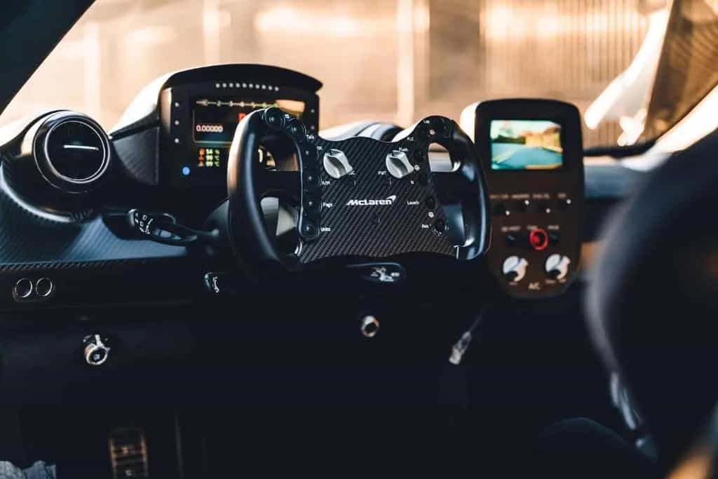 McLaren Other Senna GTR / Supernova Silver / Carbon / 85 KM / 05/2026-photo-17