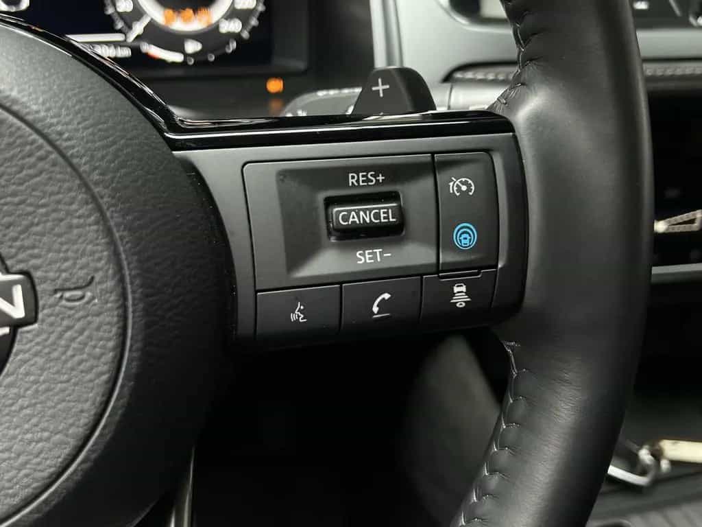 Nissan Qashqai Tekna+ Design 360Kamera WinterPaket Head 10/2024-photo-24