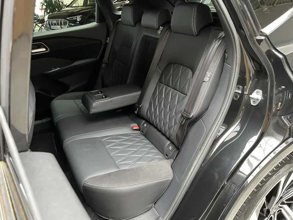 Nissan Qashqai Tekna+ Design 360Kamera WinterPaket Head 10/2024-photo-32