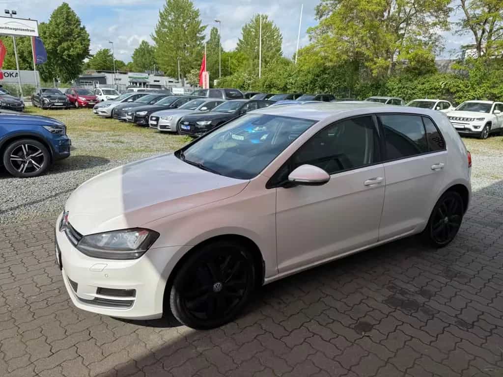 Volkswagen Golf VII Lim. Highline BMT=Leder-Kamera-AHK-= 03/2014-photo-3