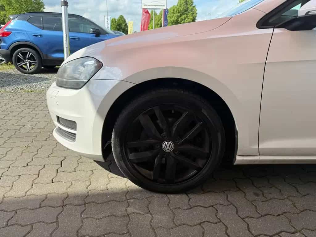 Volkswagen Golf VII Lim. Highline BMT=Leder-Kamera-AHK-= 03/2014-photo-4