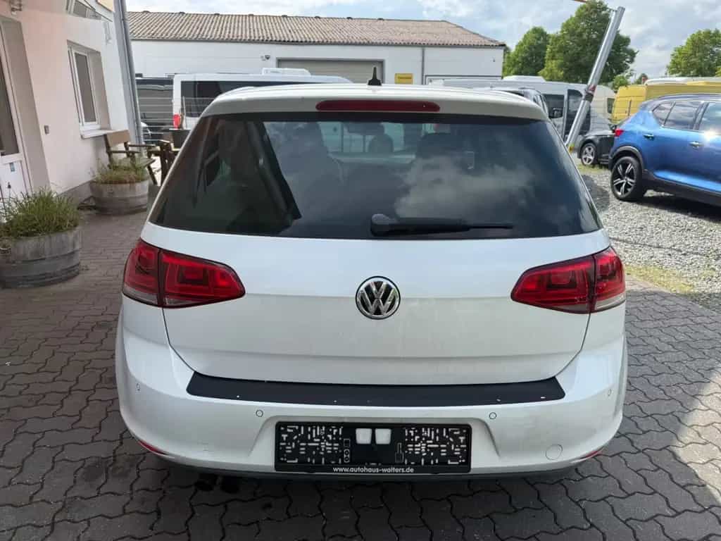 Volkswagen Golf VII Lim. Highline BMT=Leder-Kamera-AHK-= 03/2014-photo-6