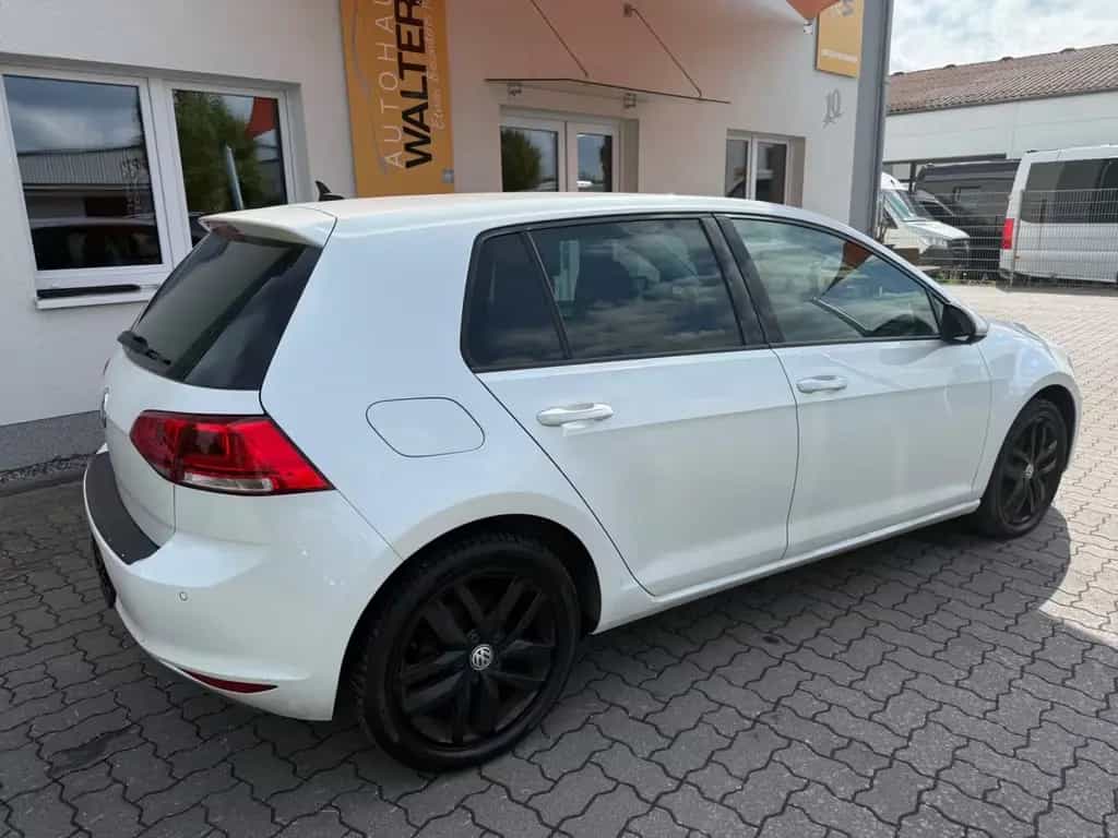 Volkswagen Golf VII Lim. Highline BMT=Leder-Kamera-AHK-= 03/2014-photo-7