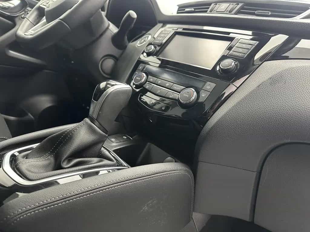 Nissan Qashqai N-Connecta "1 HAND-PANO-NAVI-CAM-SITZH" 08/2020-photo-10