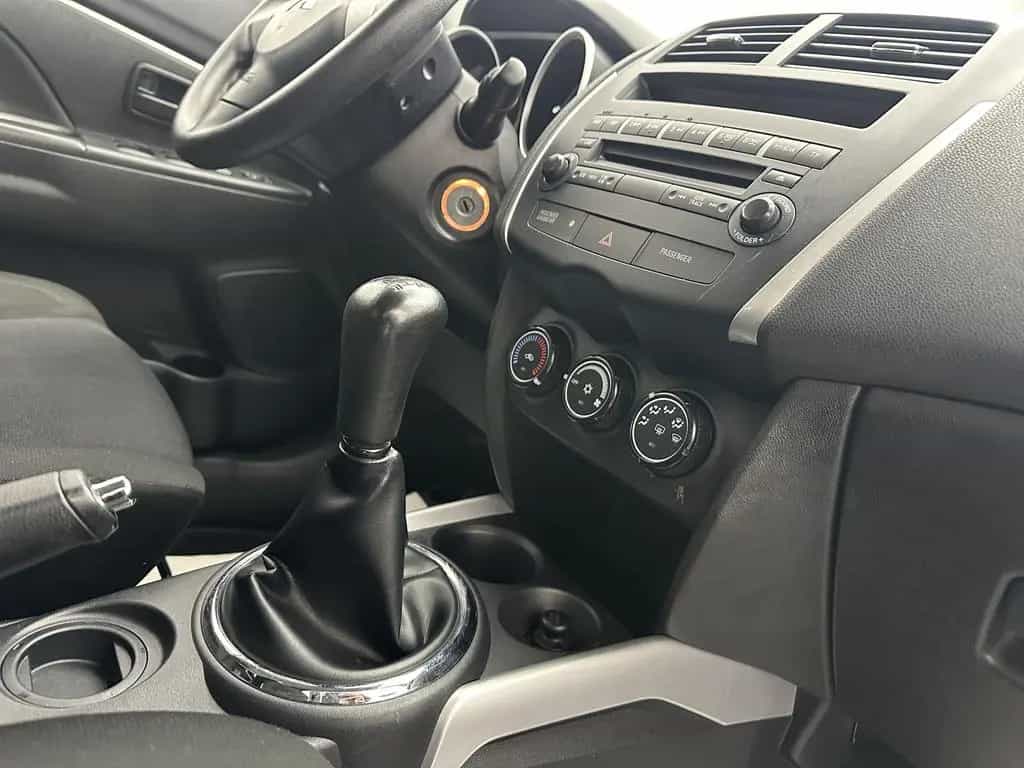 Mitsubishi ASX Basis 2WD "1 HAND-TÜV NEU-KLIMA" 03/2012-photo-9