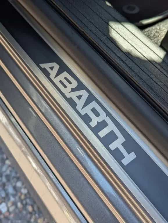 Abarth 500 Cabrio 595 C Pista 07/2017-photo-12