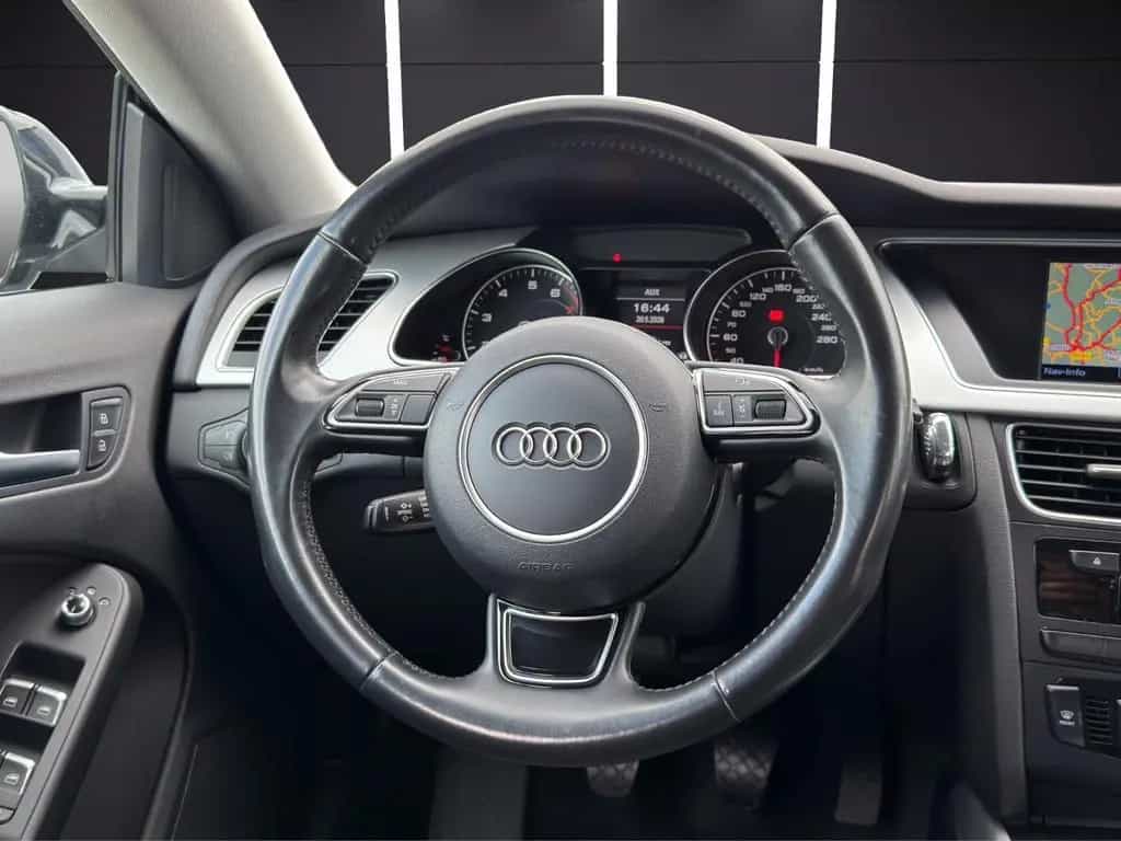 Audi A5 Sportback S-Line/XENON/KLIMA/AHK/TEMP 10/2016-photo-17