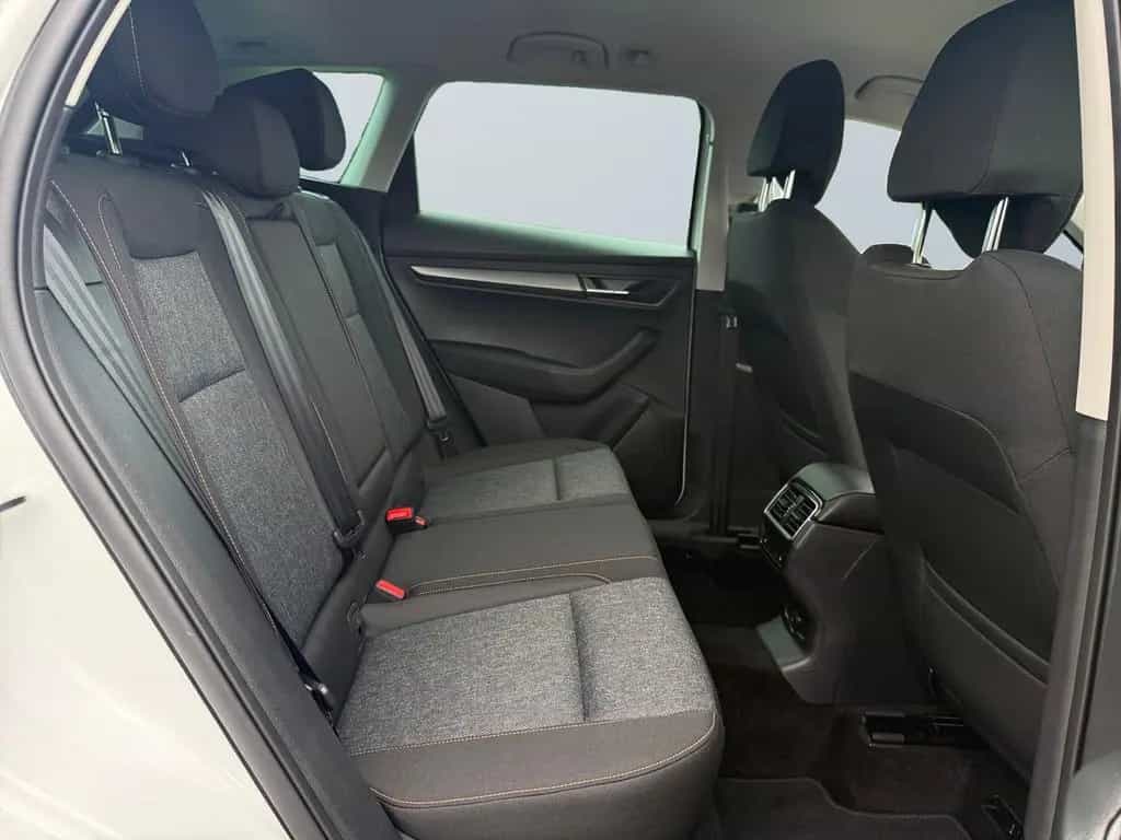 Skoda Karoq Clever 1.5 TSI ACT ACC Navi Rückfahrkam. 02/2022-photo-10