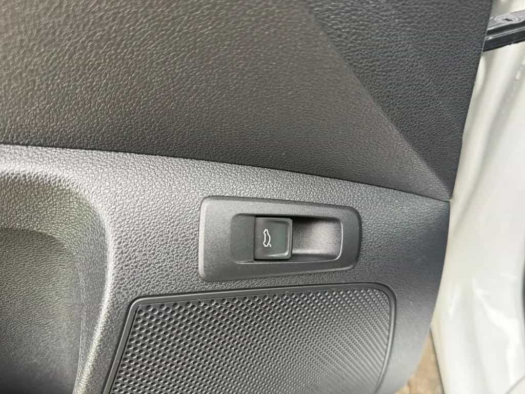 Skoda Karoq Clever 1.5 TSI ACT ACC Navi Rückfahrkam. 02/2022-photo-17