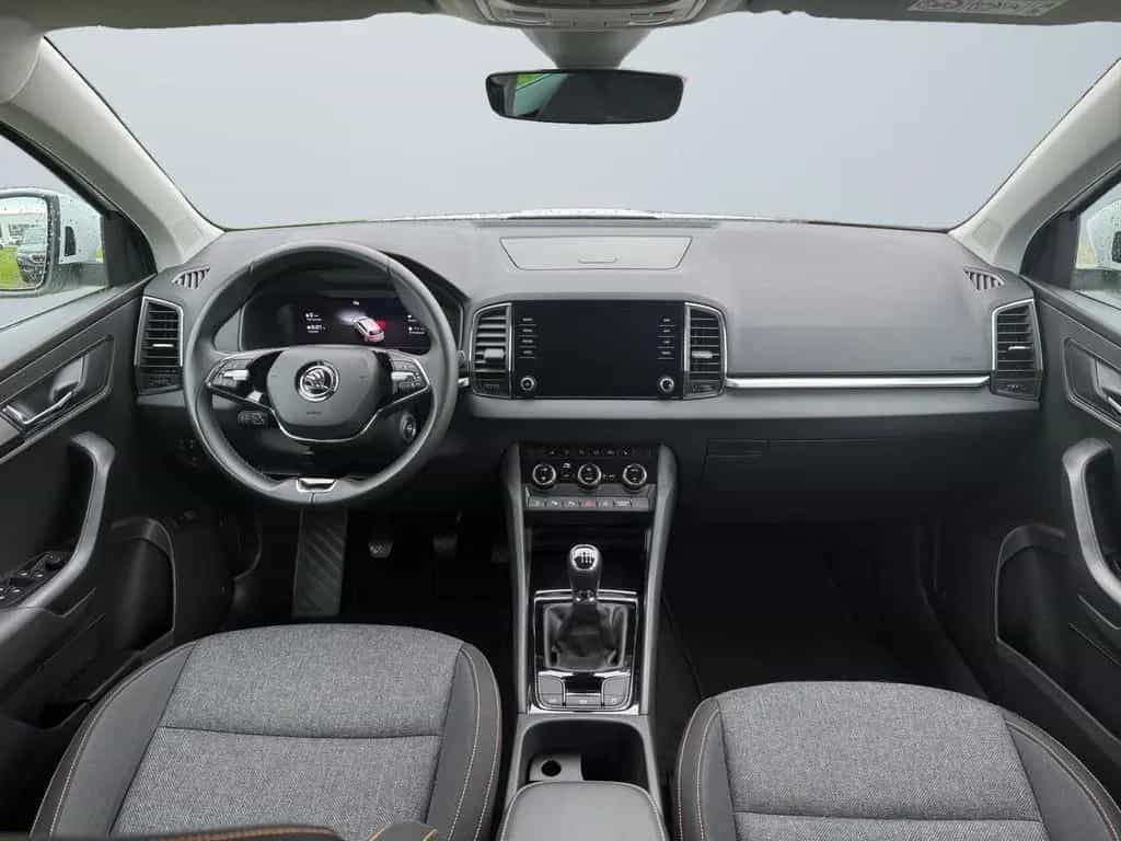 Skoda Karoq Clever 1.5 TSI ACT ACC Navi Rückfahrkam. 02/2022-photo-7