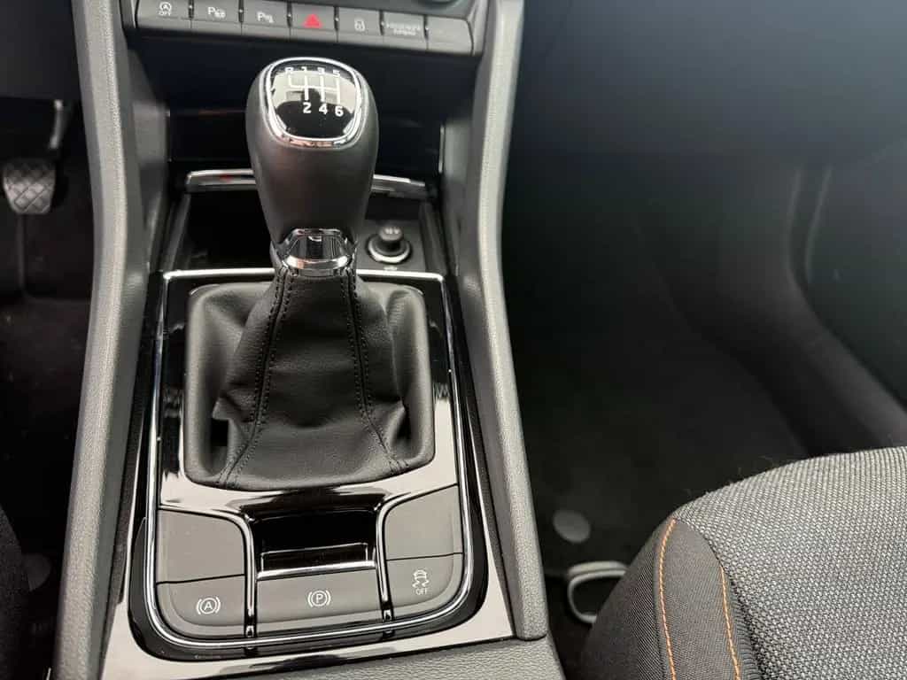Skoda Karoq Clever 1.5 TSI ACT ACC Navi Rückfahrkam. 02/2022-photo-8