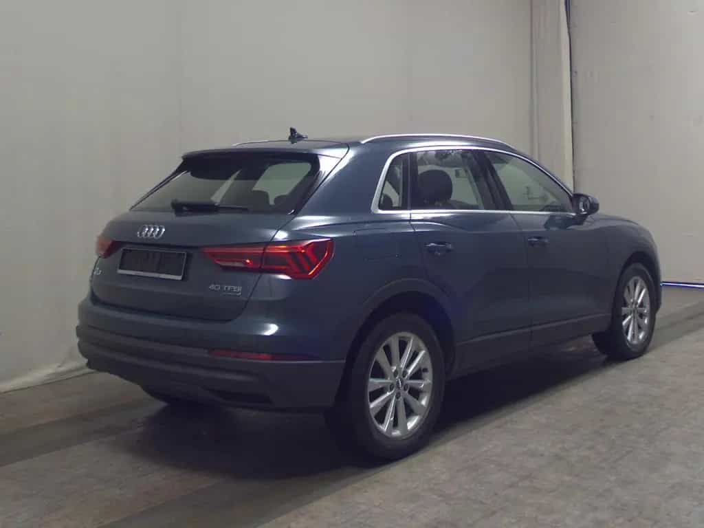 Audi Q3 40 TFSI Qu. virtual LED PDC Shz 07/2020-photo-3