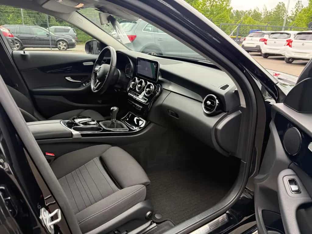 Mercedes-Benz C 180 T Avantgarde*NAVI*LED*CAM*SHZ*PDC*TÜV NEU* 05/2019-photo-16