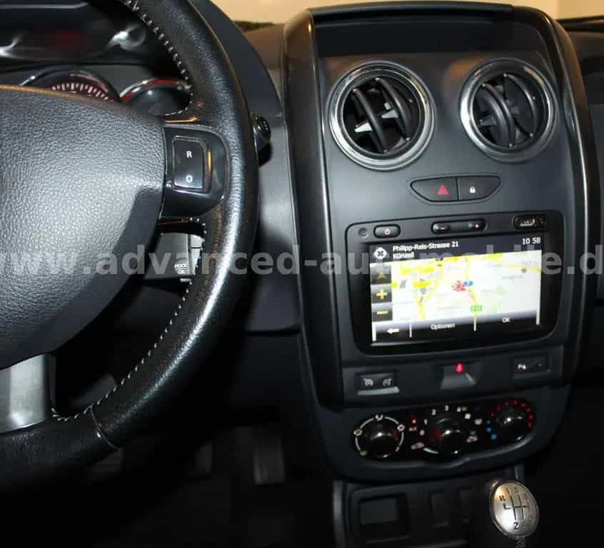 Dacia Duster I Laureate 4x2|NAVI|PDC|STEUERKETTE NEU 07/2015-photo-13