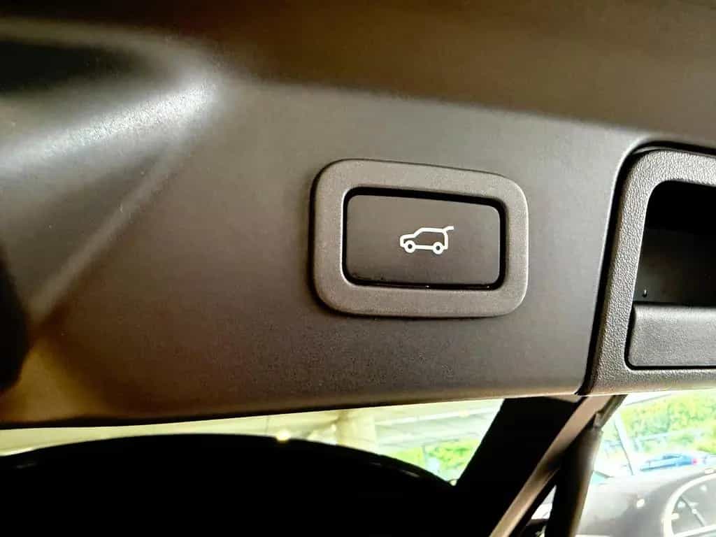 Land Rover Range Rover Velar Range Rover 3.0d Velar R-Dynamic HSE*HeadUp*Pano 11/2020-photo-35