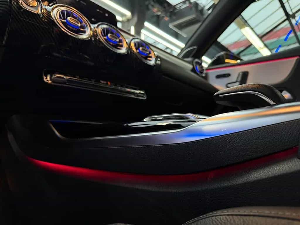 Mercedes-Benz A 35 AMG A35 AMG Turbo 4Matic AERODYNAMIK /PANO/MEMO/BURM 07/2019-photo-18
