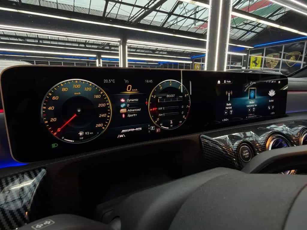 Mercedes-Benz A 35 AMG A35 AMG Turbo 4Matic AERODYNAMIK /PANO/MEMO/BURM 07/2019-photo-26