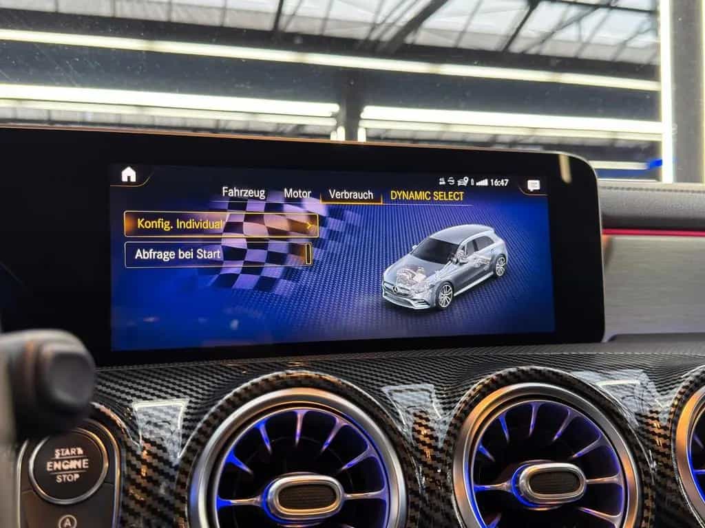Mercedes-Benz A 35 AMG A35 AMG Turbo 4Matic AERODYNAMIK /PANO/MEMO/BURM 07/2019-photo-35