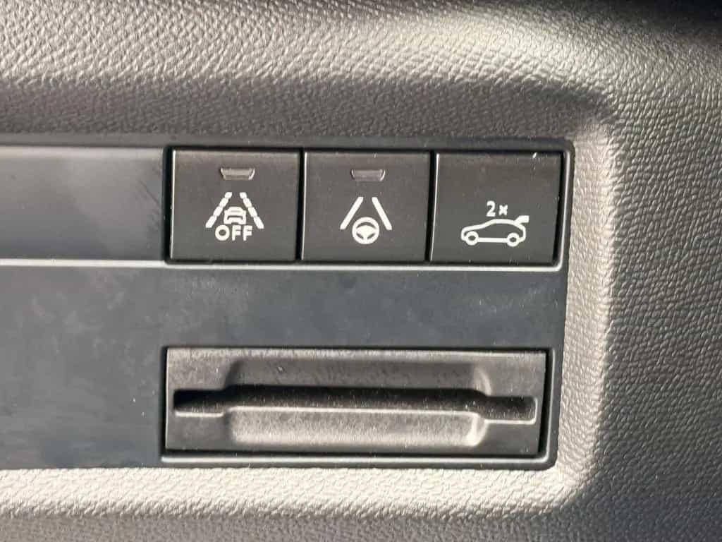 Citroën C5 Aircross 1.6 PureTech Shine  PANO*MASSAGE* KA 02/2021-photo-14